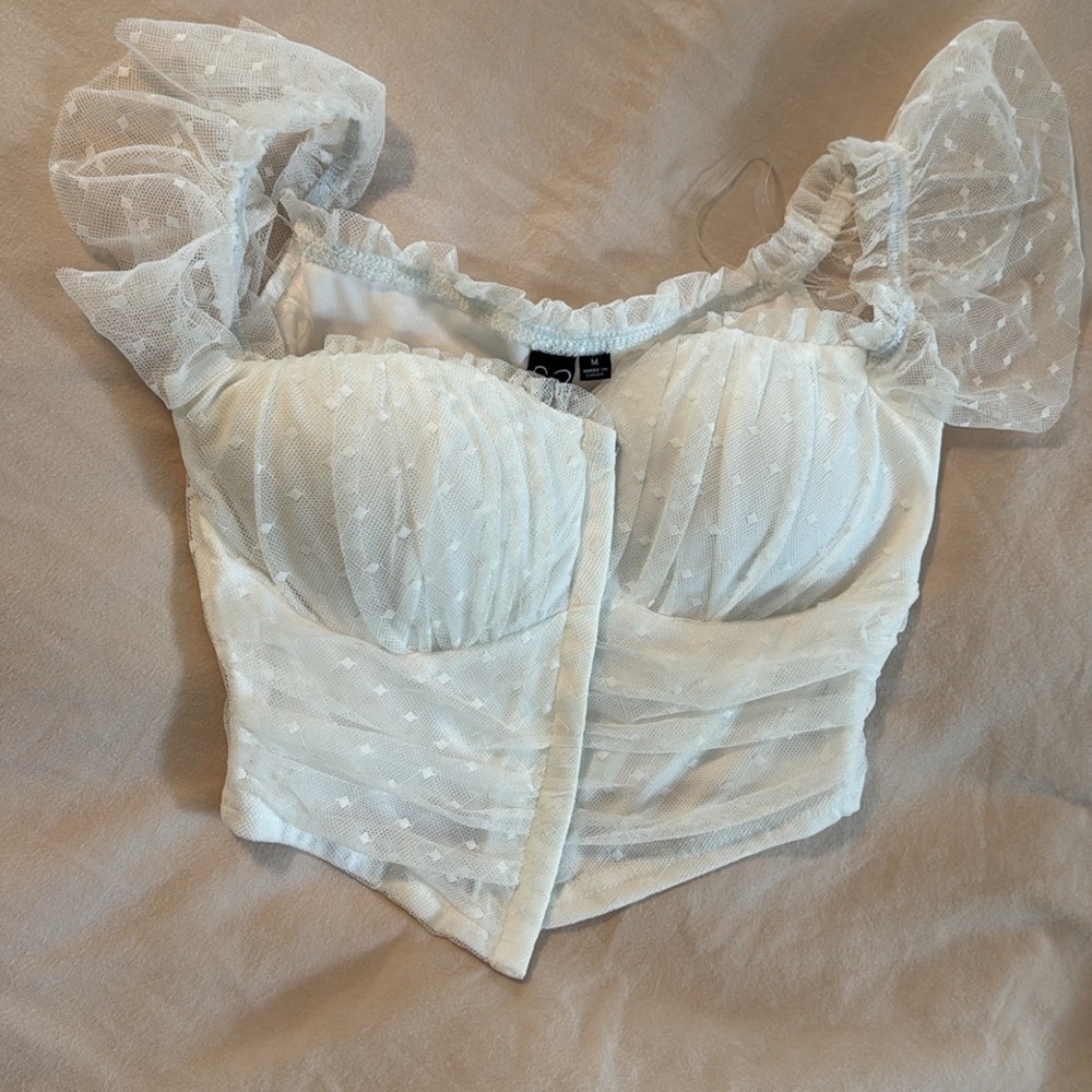 White crop top blouse